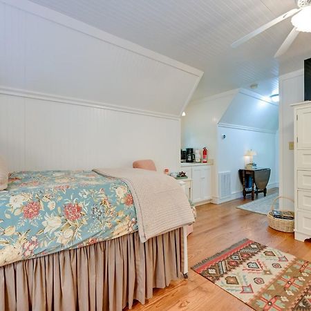Smallwood Cute Highlands Home With Screened Porch! Exterior foto